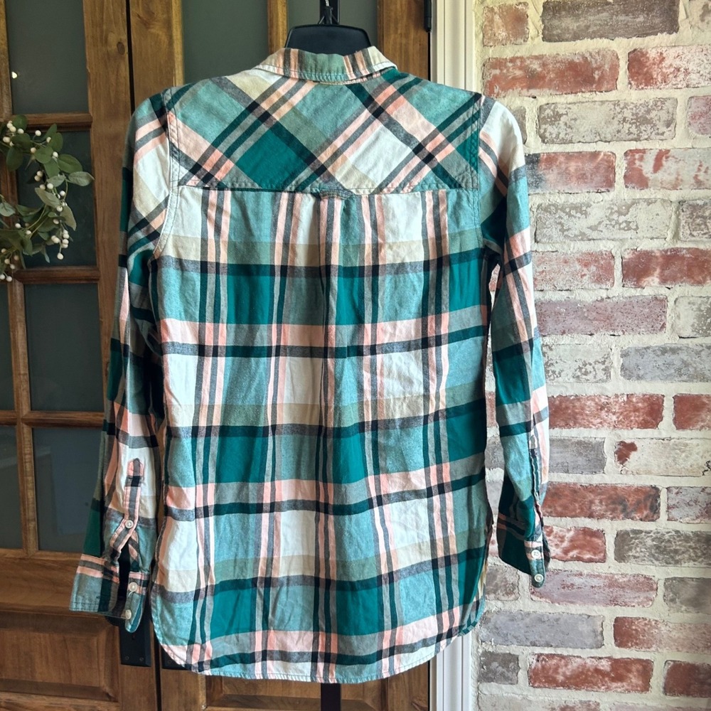 J.Crew Button Down Shirt Women 0 Green Pink Plaid Classic Fit Long Sleeve Cotton - Picture 2 of 8